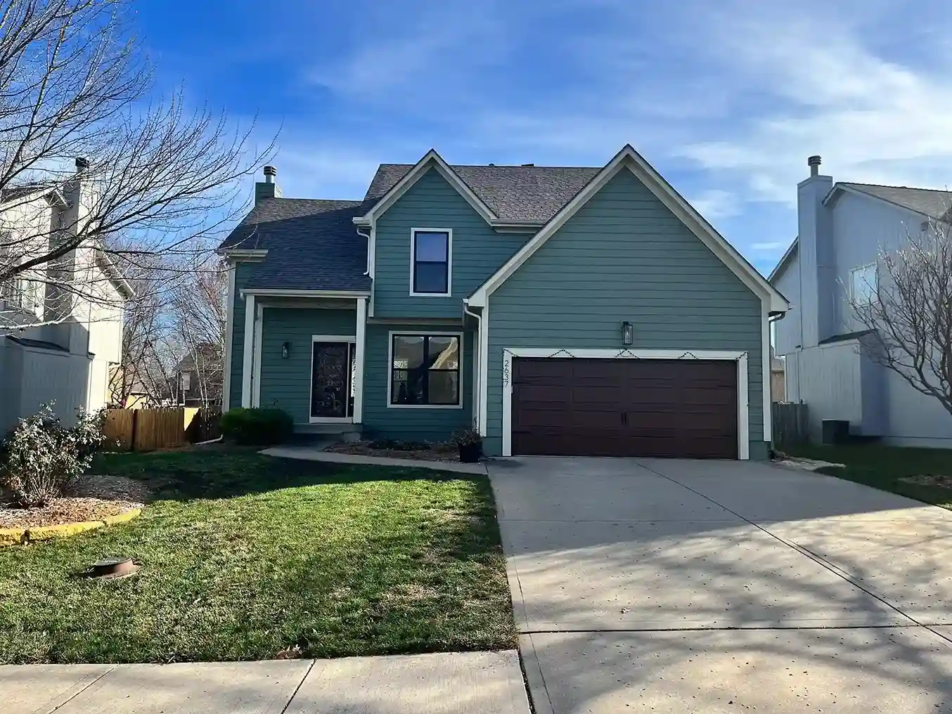 kansas-city-siding-company-lp-smartside-olathe-ks-home-exterior